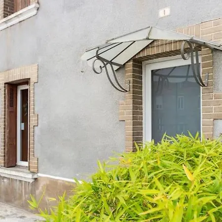 Double Cosy - De La Louve 3* Fougax-et-Barrineuf